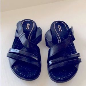 💥NWOT-ECCO Sandals- size 38💥